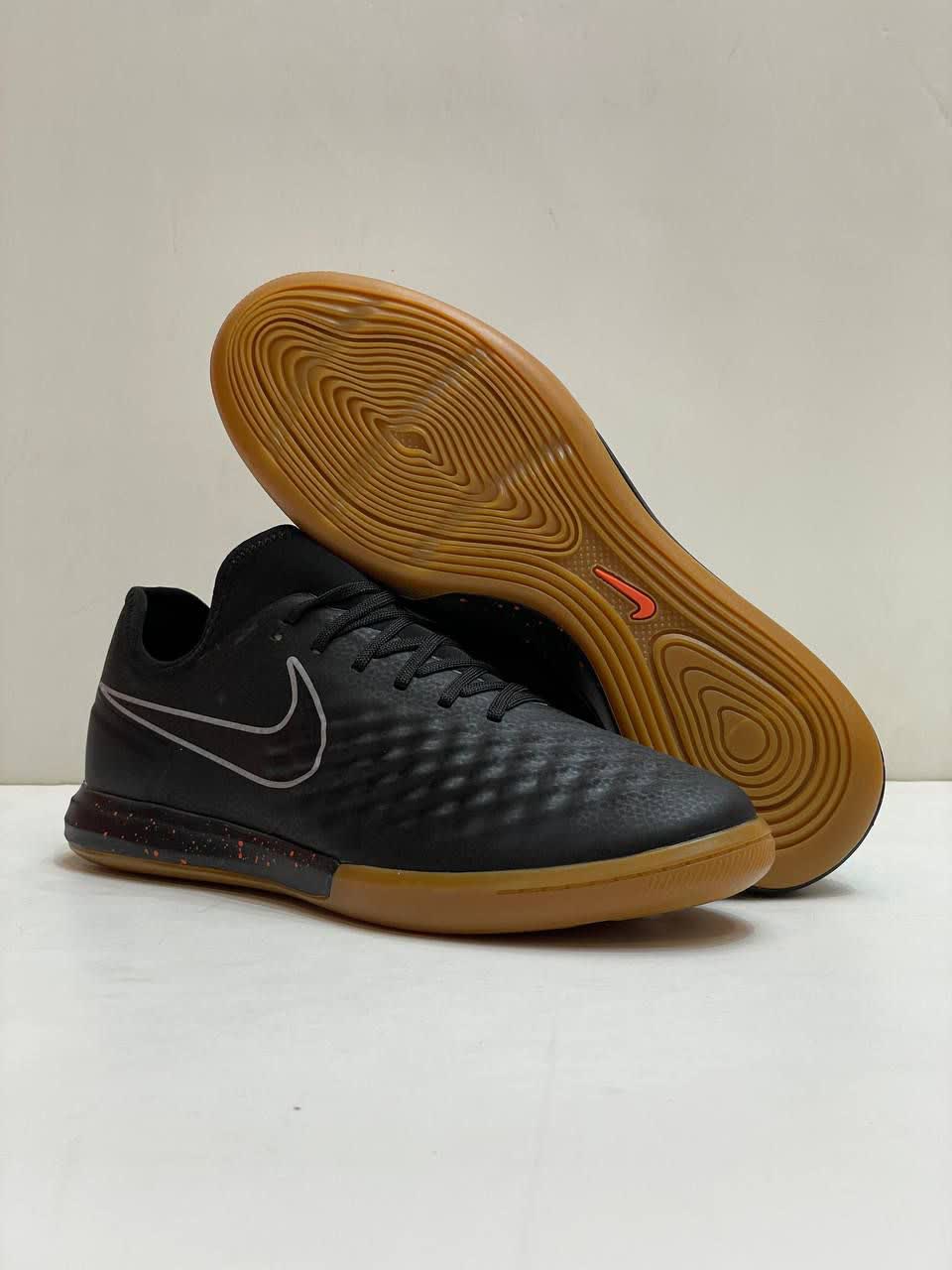 کفش فوتسال نایک مجیستا ایکس