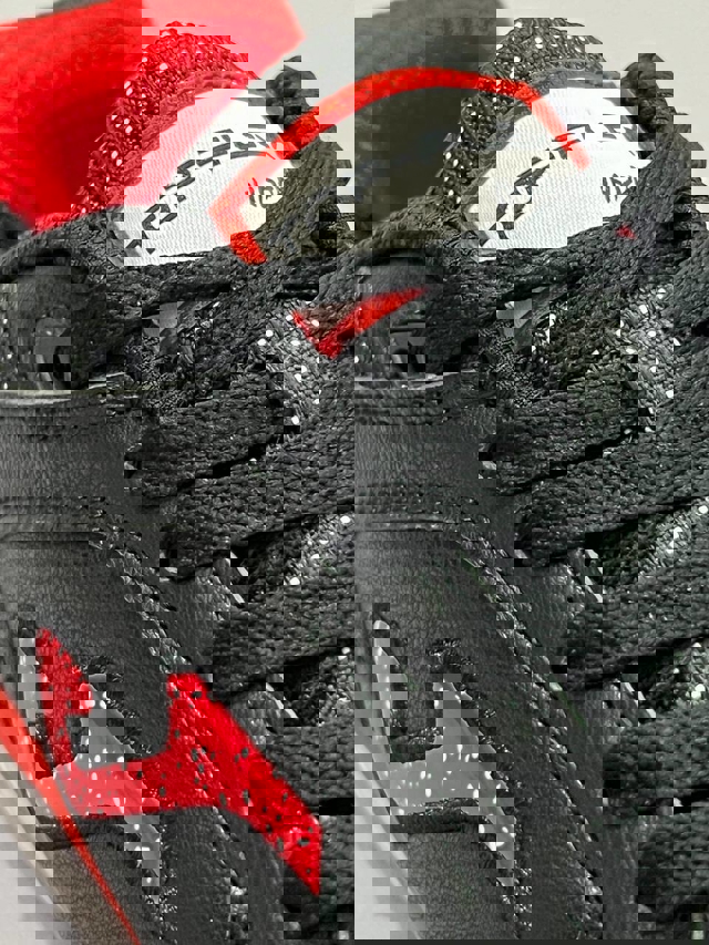 کفش فوتسال